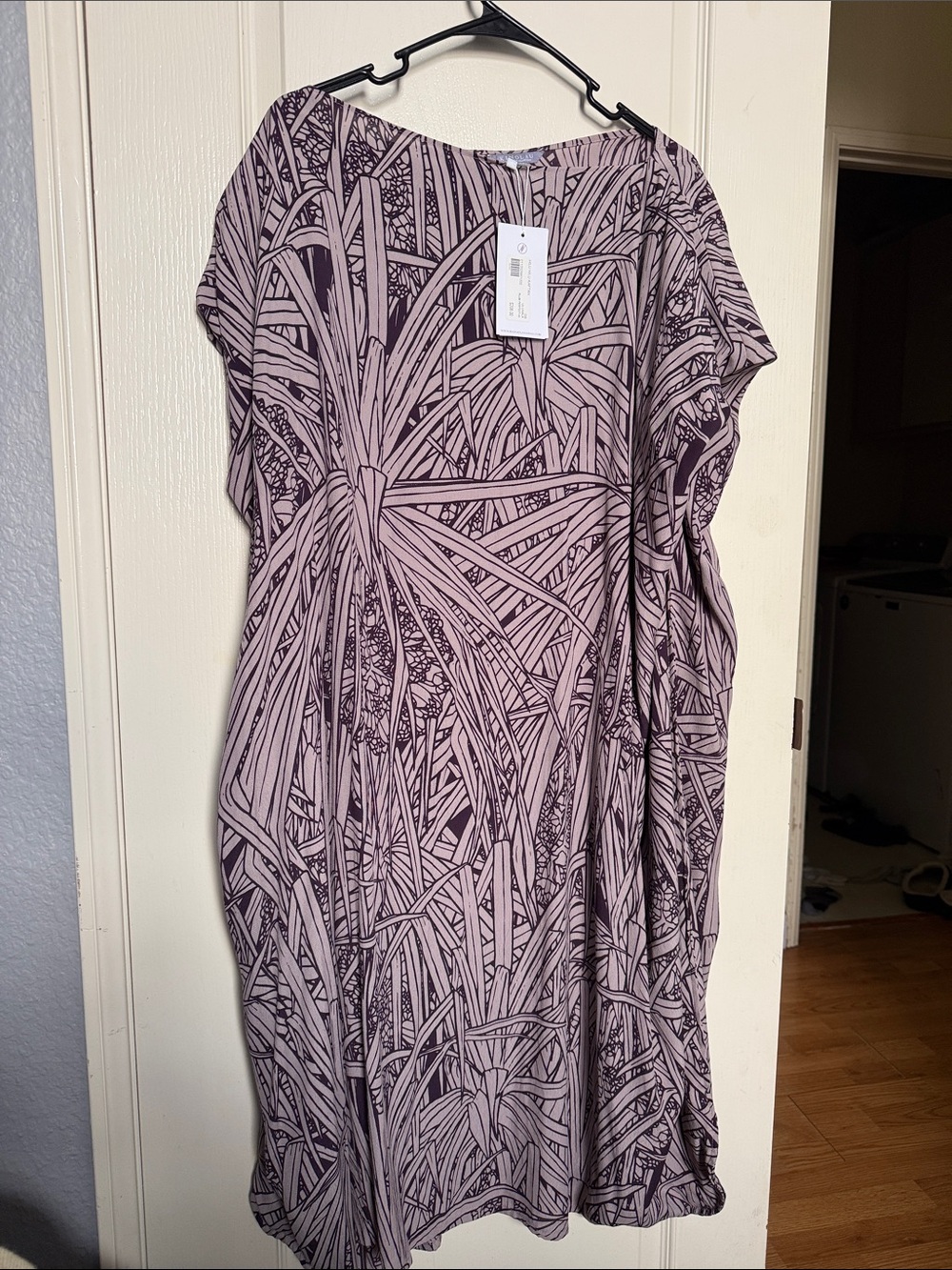 Manaola Hawaii - Women's Lilac Patterned Shift Dress